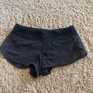 Lululemon Speed Up Shorts, 2.5”, Size 2
